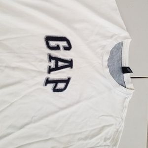 Gap muscle shirt no sleeves large